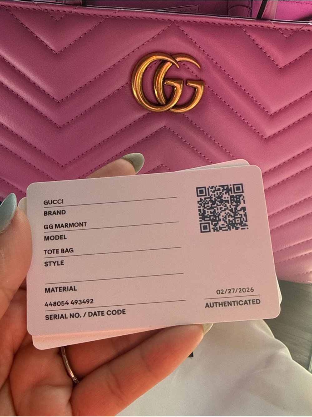 Gucci GG Marmont Top Handle
Small Matelasse Handbag Excellent Condition - Picture 15 of 15